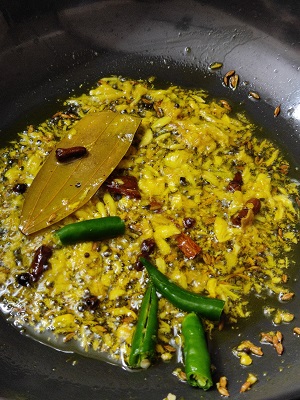 Valachi Khichadi | Dalimbi Bhaat | Vaal Bhaat (वालाची खिचडी / डाळिंबी भात) https://thespicycafe.com/wp-content/uploads/2023/03/03-valachi-khichdi-khichadi-maharashtrian-traditional-authentice-dalimbi-bhat-bhaat-masale-bhat-vegan-vegetarian-festive-easy-quick-simple-indian-pulao-biryani-kadve-vaal-1.jpg https://thespicycafe.com/valachi-khichdi-dalimbi-bhaat-recipe/