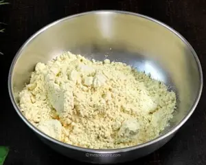 Alu Vadi Maharashtrian Recipe| Pathrode Recipe | Maharashtrian Alu Vadi Recipe https://thespicycafe.com/wp-content/uploads/2023/08/1-Final-Alu-Vadi-Maharashtrian-style.-gujarati-patra-quick-easy-simple-Indian-snack-breakfast-lunch-dinner-wedding-meunu-vegan-vegetarian-proteinrich-kids-lunch-box-side-dish.png https://thespicycafe.com/alu-vadi-maharashtrian-recipe/