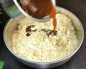 Alu Vadi Maharashtrian Recipe| Pathrode Recipe | Maharashtrian Alu Vadi Recipe https://thespicycafe.com/wp-content/uploads/2023/08/1-Final-Alu-Vadi-Maharashtrian-style.-gujarati-patra-quick-easy-simple-Indian-snack-breakfast-lunch-dinner-wedding-meunu-vegan-vegetarian-proteinrich-kids-lunch-box-side-dish.png https://thespicycafe.com/alu-vadi-maharashtrian-recipe/