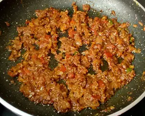 Egg Tawa Fry | झटपट अंडा तवा फ्राय | Egg Tawa Masala | Spicy Egg Fry https://thespicycafe.com/wp-content/uploads/2023/12/2-egg-tawa-fry-egg-tawa-masala-anda-fry-easy-simple-quick-breakfast-non-veg-recipe-lunch-dinner-brunch-with-toasted-bread-high-protein-diabetic-friendly-keto-diet-indian-street-food-thespicycafe.png https://thespicycafe.com/egg-tawa-fry-recipe/