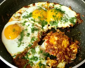 Egg Tawa Fry | झटपट अंडा तवा फ्राय | Egg Tawa Masala | Spicy Egg Fry https://thespicycafe.com/wp-content/uploads/2023/12/2-egg-tawa-fry-egg-tawa-masala-anda-fry-easy-simple-quick-breakfast-non-veg-recipe-lunch-dinner-brunch-with-toasted-bread-high-protein-diabetic-friendly-keto-diet-indian-street-food-thespicycafe.png https://thespicycafe.com/egg-tawa-fry-recipe/