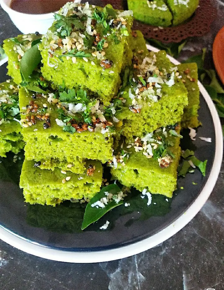 Healthy Palak Dhokla - Vegan Spinach Dhokla