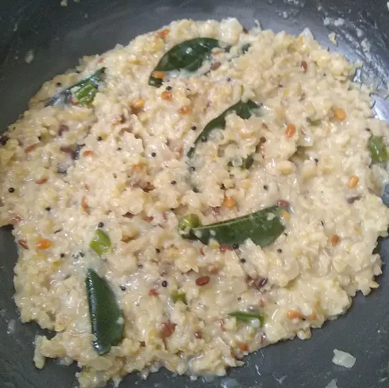 Oats Upma Without Vegetables | How To Make Oats Upma (Savory Oats) https://thespicycafe.com/wp-content/uploads/2021/10/oats-upma-final-image-2.jpg https://thespicycafe.com/oats-upma-without-vegetables-recipe/
