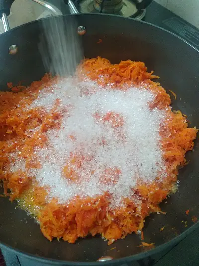 Gajaracha Halwa | Gajar Ka Halwa - Carrot Pudding https://thespicycafe.com/wp-content/uploads/2021/12/gajar-halwa-gajar-ka-halwa-poori-carrot-pudding-vegetarian-indian-sweet-dessert-recipe.jpg https://thespicycafe.com/gajar-halwa-carrot-pudding-recipe/