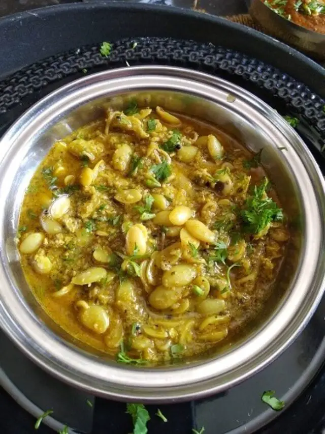vaalacha birdha - dalimbi usal - sprouts currry filed beans