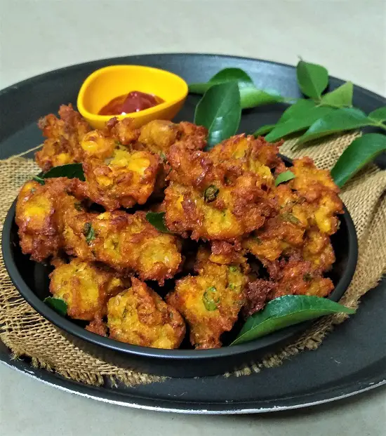 Sweet Corn Pakoda | Corn Bhajiya | Makai Bhajiya https://thespicycafe.com/wp-content/uploads/2021/12/makai-ke-pakode-vegan-vegetarian-indian-snacks-glutenfree-sweet-corn-pakoda-fritters.jpg https://thespicycafe.com/tag/glutenfree-recipes/