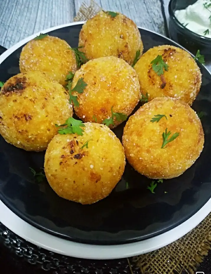 Upvasache Pattice | Farali Pattice | Farali Kachori https://thespicycafe.com/upvasache-pattice-farali-pattice-recipe/