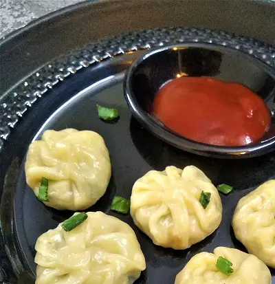 How To Make Vegetable Momos https://thespicycafe.com/how-to-make-vegetable-momos-recipe/