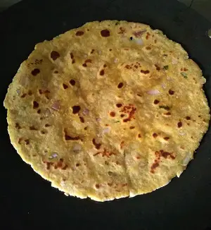 Aloo Roti Recipe | Potato Roti Recipe https://thespicycafe.com/wp-content/uploads/2023/04/aloo-roti-Indian-non-stuffed-aloo-paratha-breakfast-lunch-dinner-easy-quick-simple-potato-roti-recipe.jpg https://thespicycafe.com/aloo-roti-recipe/