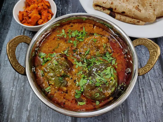 bharli vangi maharashtrian traditional curry