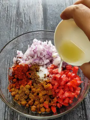 Kala Chana Salad | Black Chickpea Salad (No Oil- No Sugar Weight Loss Salad) https://thespicycafe.com/wp-content/uploads/2022/09/1663389896038-1.jpg https://thespicycafe.com/chana-salad/