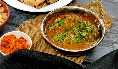 bharli vangi Maharashtrian Vegan vegetarian curry