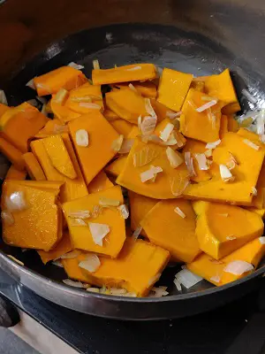 Pumpkin Soup - Healthy Pumpkin Soup Without Cream https://thespicycafe.com/wp-content/uploads/2022/11/1669784577960.jpg https://thespicycafe.com/pumpkin-soup-without-cream/
