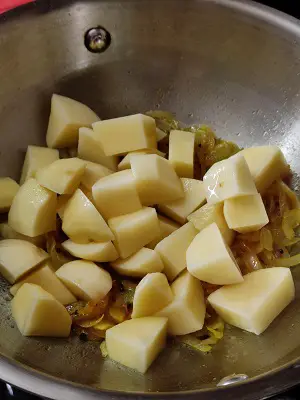 Kanda Batata Rassa Bhaji | Aloo Pyaz Raswali Sabji | Onion Potato Curry https://thespicycafe.com/wp-content/uploads/2023/03/13-kanda-batata-rassa-maharashtrian-style-vegan-vegetarian-aloo-pyaz-ki-raswali-sabji-onion-potato-curry-beginner-friendly-bachelor-friendly-easy-lunch-dinner-simple-quick-potatoes-instant-pot.jpg https://thespicycafe.com/kanda-batata-rassa-recipe/