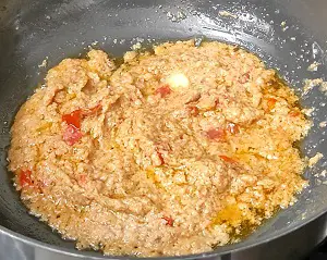 Kala Vatana Usal | Kalya Vatanyachi Usal | Malavni Kala Vatana Sambar | Black Peas Curry https://thespicycafe.com/wp-content/uploads/2023/07/WM-kala-vatana-usal-malvani-food-maharashtrian-black-peas-curry-vegan-vegetarian-protein-rich-diabeticfriendly-easy-quick-simple-lunch-dinner-meal-sambar-konkani.png https://thespicycafe.com/kala-vatanyachi-usal-recipe/