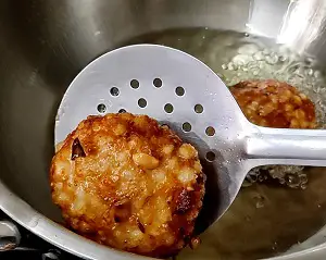 Sabudana Vada (Authentic Maharashtrian Style) https://thespicycafe.com/wp-content/uploads/2023/08/1-sabudana-vada-maharashtrian-sabudana-wada-upvas-vrat-Indian-recipe-snack-breakfast-lunch-dinner-easy-quick-simple-no-onion-no-garli-satvik-fasting-sago-tapioca-patty.png https://thespicycafe.com/sabudana-vada-upvas-recipe/