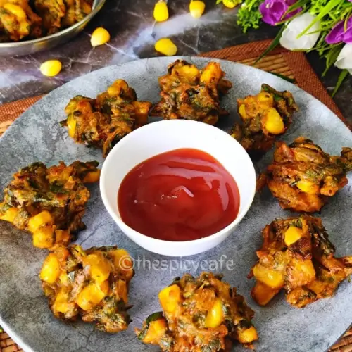 corn palak pakoda spinach fritters vegan vegetarian delicious easy quick simple Indian deep-fried snack recipe lunch dinner party appetizer