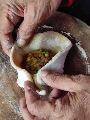 Aloo Gobi Paratha Recipe | Stuffed Aloo Gobi Paratha | Cauliflower Potato Paratha https://thespicycafe.com/wp-content/uploads/2023/09/2-aloo-gobi-paratha-cauliflowe-potato-flatbread-breakfast-punjabi-dhaba-style-restaurant-style-vegan-vegetarian-lunch-dinner-snacks-easy-quick-simple-popular-Indian-food.png https://thespicycafe.com/aloo-gobi-paratha/