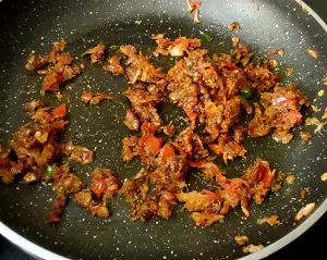 Egg Tawa Fry | झटपट अंडा तवा फ्राय | Egg Tawa Masala | Spicy Egg Fry https://thespicycafe.com/wp-content/uploads/2023/12/2-egg-tawa-fry-egg-tawa-masala-anda-fry-easy-simple-quick-breakfast-non-veg-recipe-lunch-dinner-brunch-with-toasted-bread-high-protein-diabetic-friendly-keto-diet-indian-street-food-thespicycafe.png https://thespicycafe.com/egg-tawa-fry-recipe/