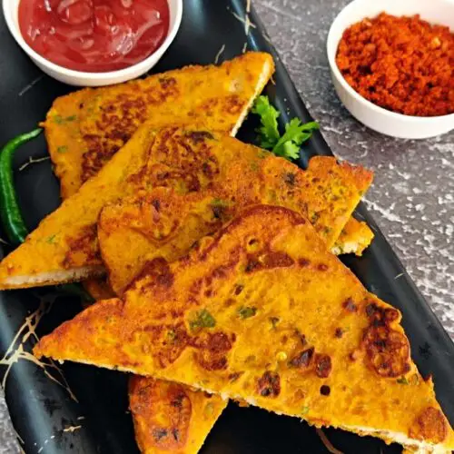 besan bread toast an Indian snack recipe made with gramflour. vegan vegetarian delicious easy quick simple snack for tea-time