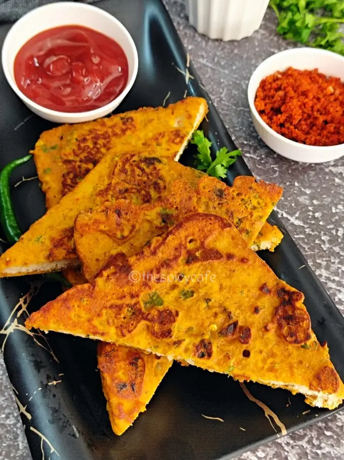 besan bread toast an Indian snack recipe made with gramflour. vegan vegetarian delicious easy quick simple snack for tea-time